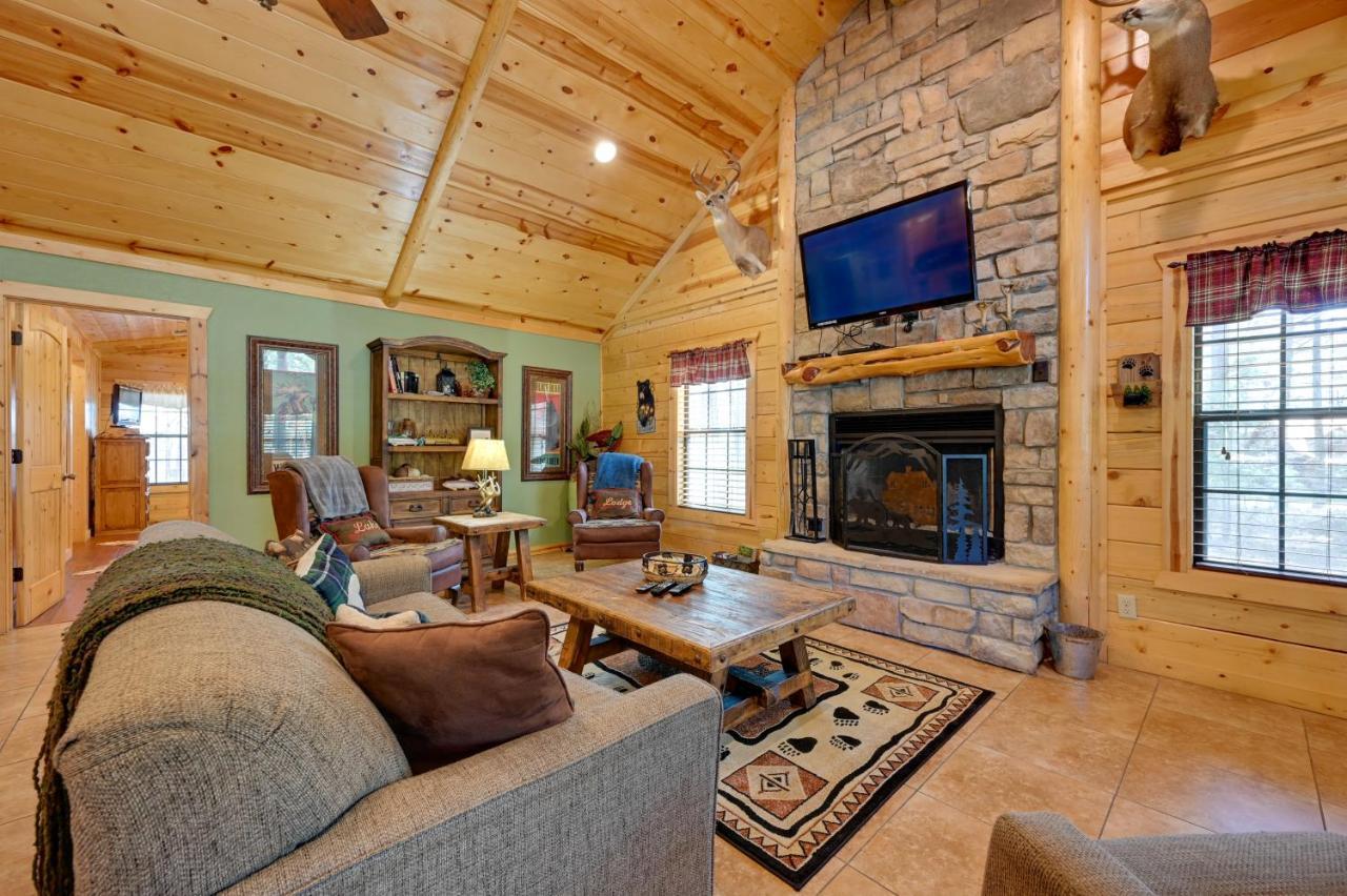 Broken Bow Cabin With Hot Tub And Deck - 4 Mi To Lake! 外观 照片