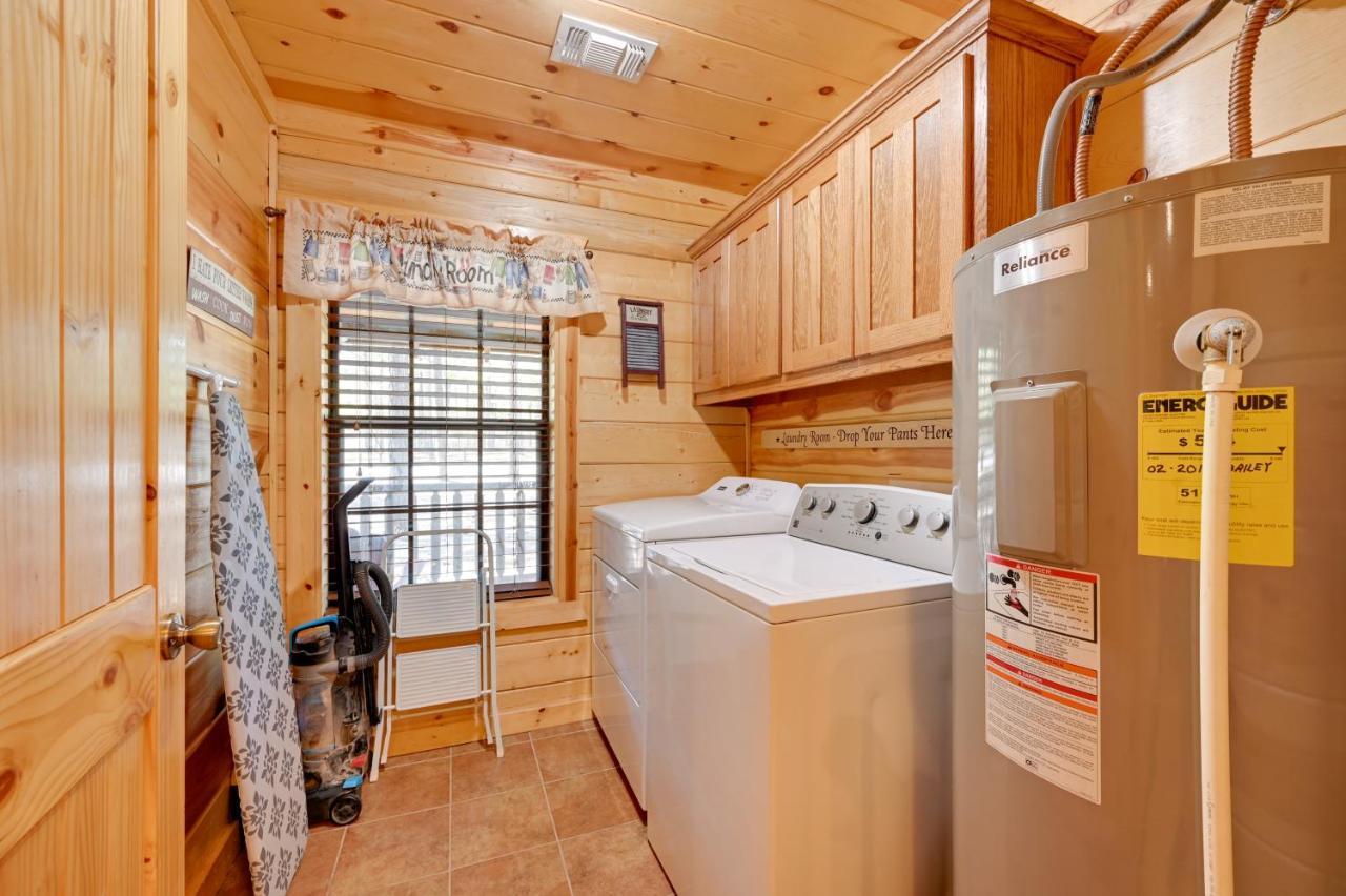 Broken Bow Cabin With Hot Tub And Deck - 4 Mi To Lake! 外观 照片