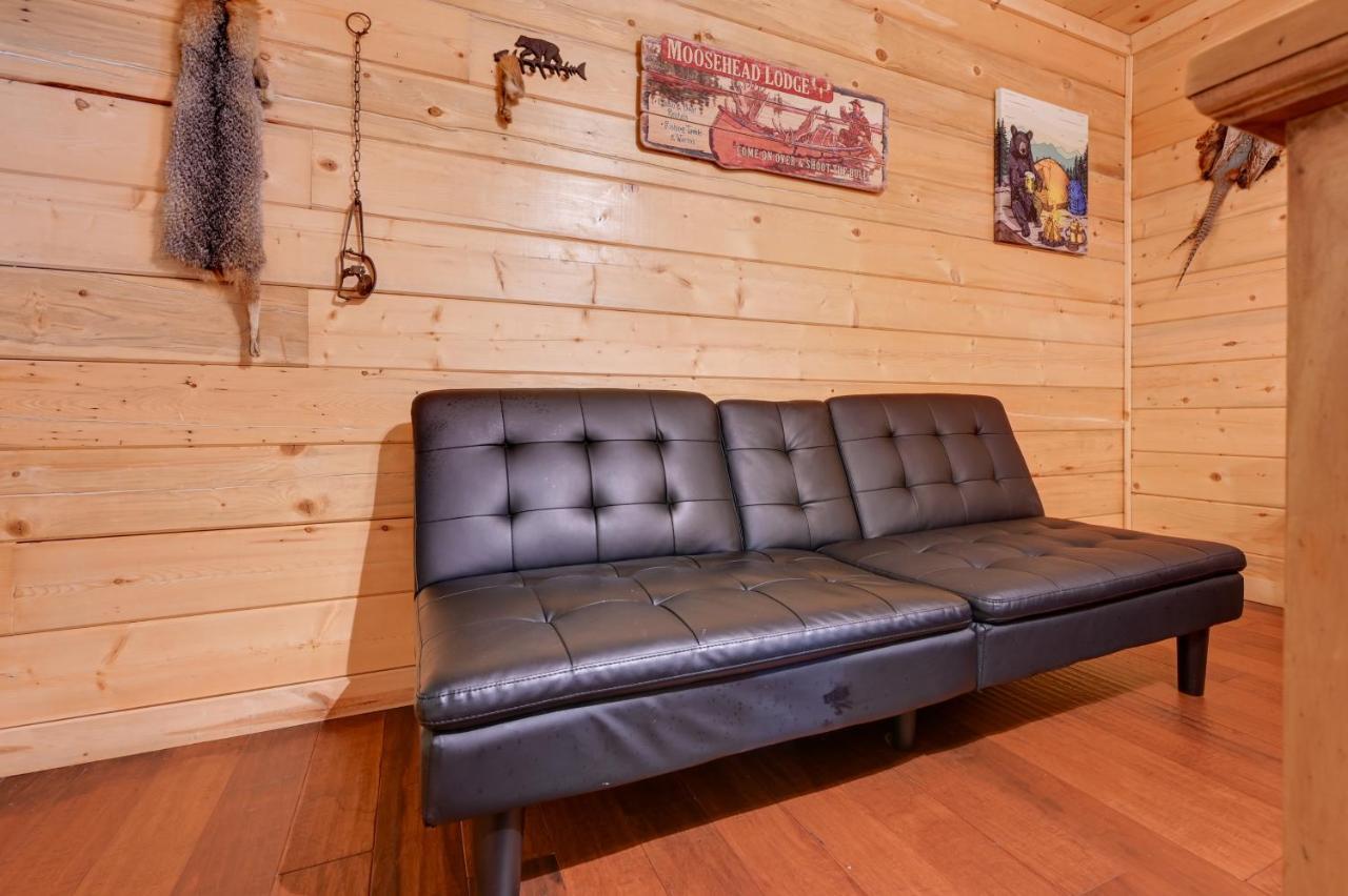 Broken Bow Cabin With Hot Tub And Deck - 4 Mi To Lake! 外观 照片