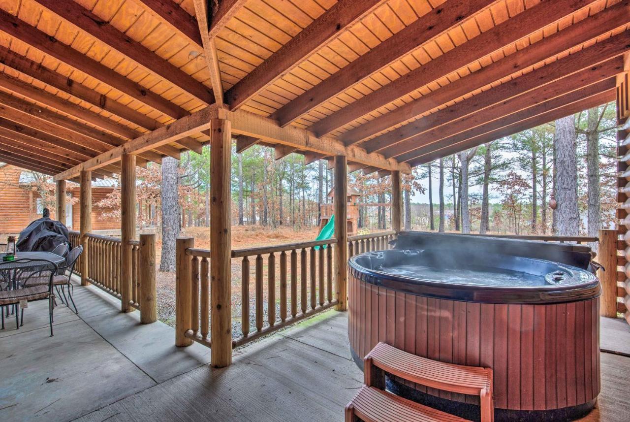 Broken Bow Cabin With Hot Tub And Deck - 4 Mi To Lake! 外观 照片