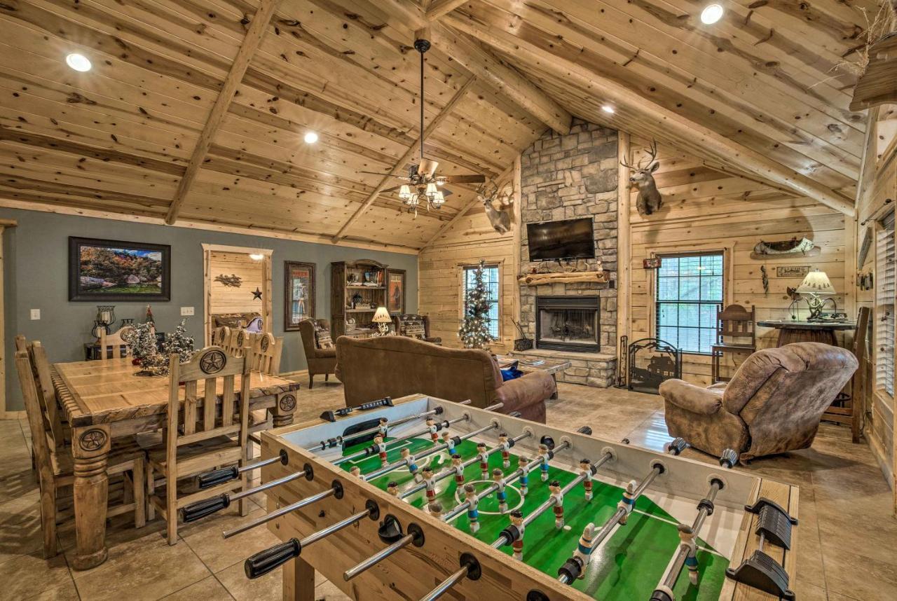 Broken Bow Cabin With Hot Tub And Deck - 4 Mi To Lake! 外观 照片