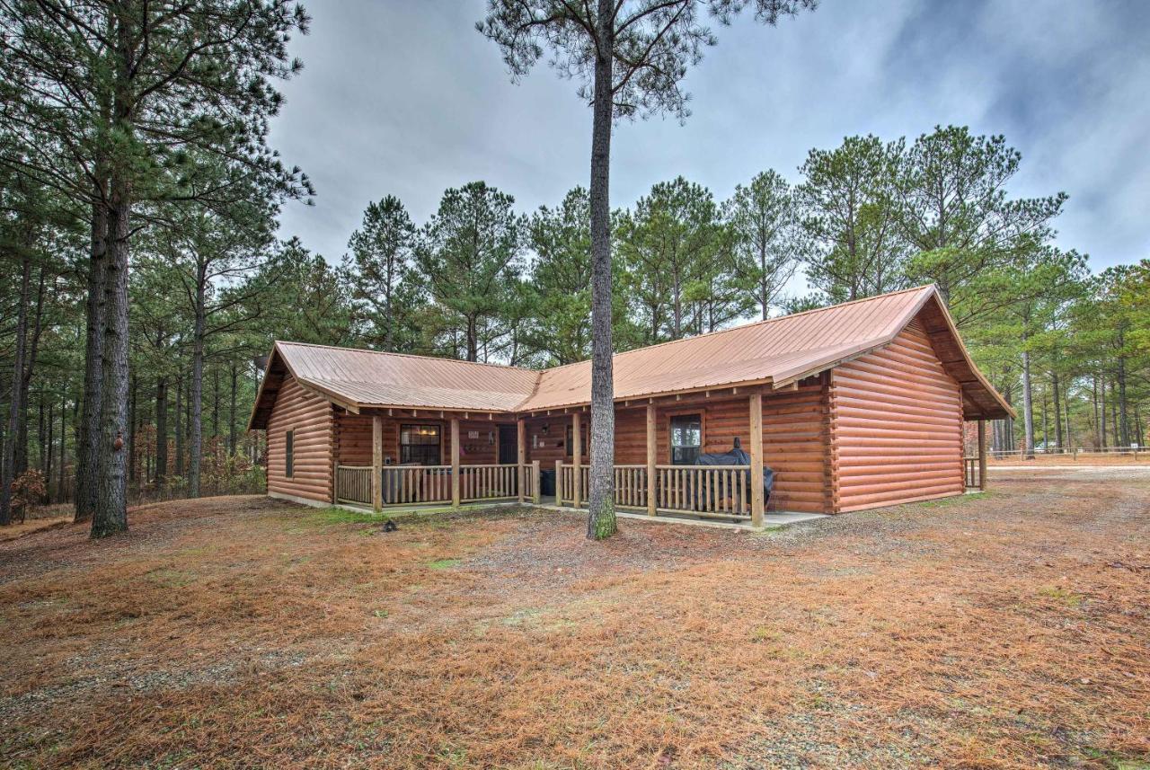 Broken Bow Cabin With Hot Tub And Deck - 4 Mi To Lake! 外观 照片