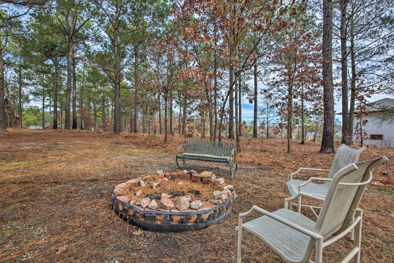 Broken Bow Cabin With Hot Tub And Deck - 4 Mi To Lake! 外观 照片